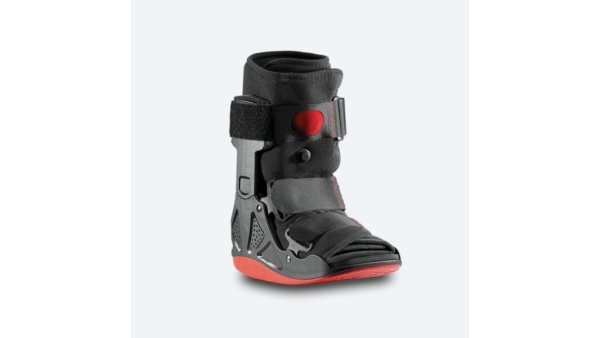 XcelTrax 2.0 Air Walker Moonboots - Ankle